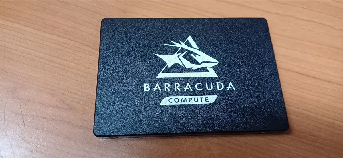 중고. ssd240g barracuda