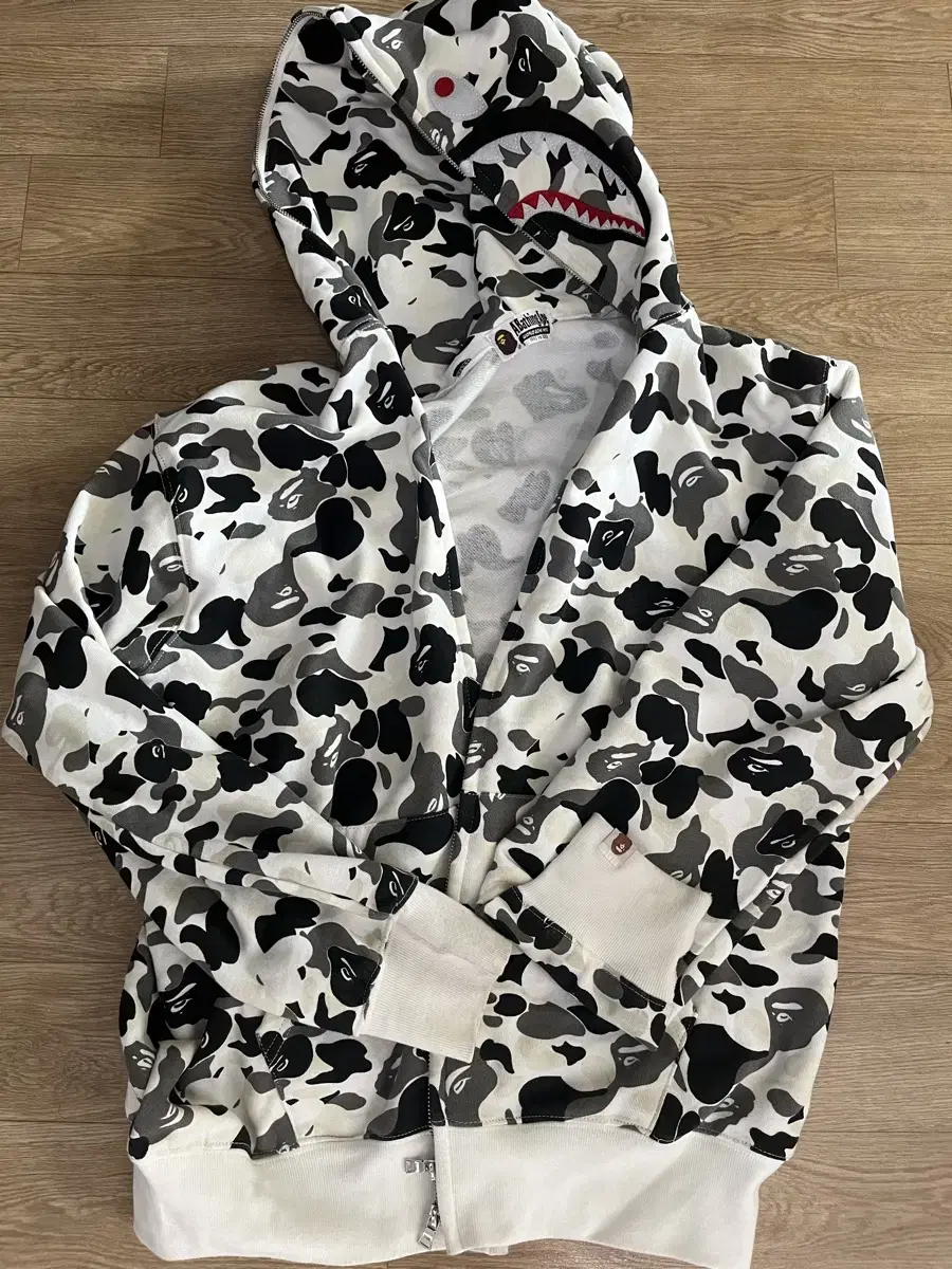 Vape Shark Camo HoodieZip Up