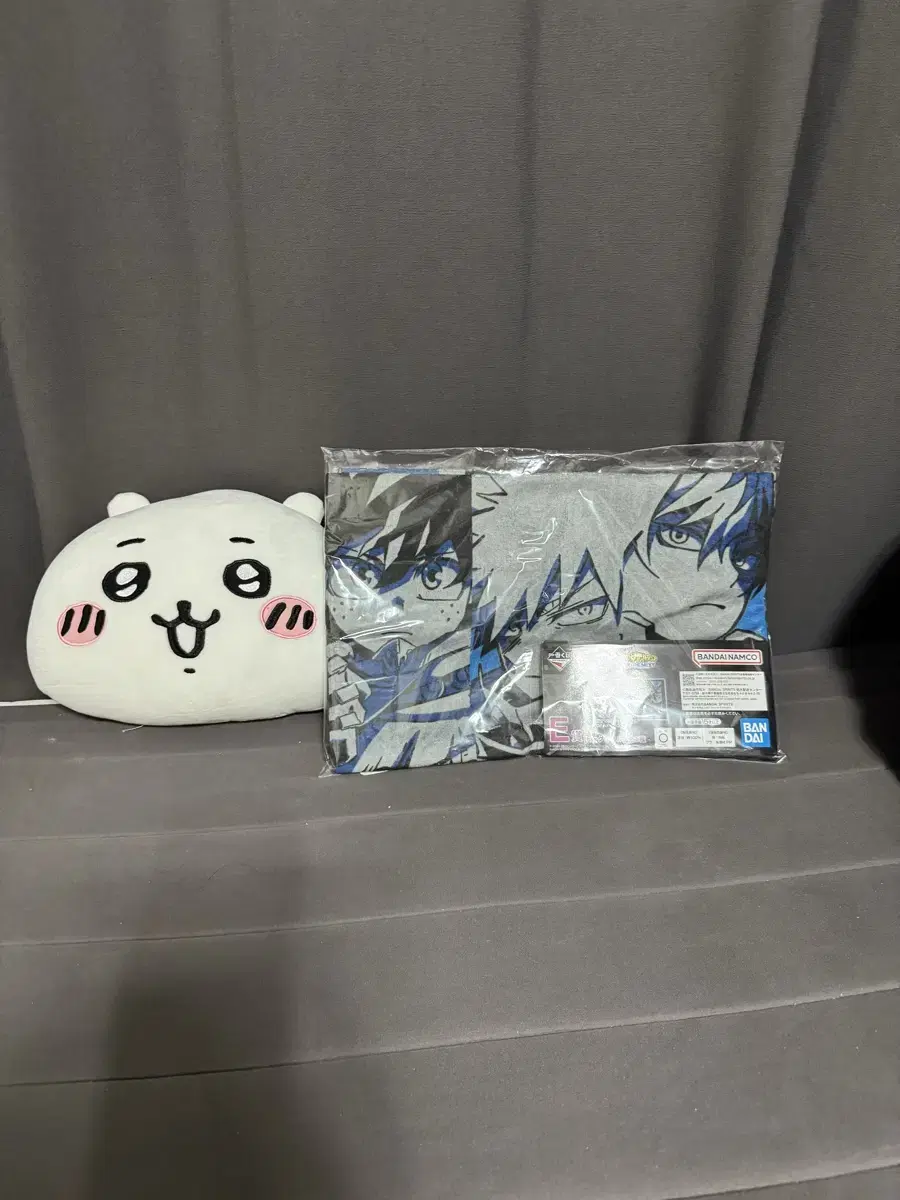 Selling an unsealed Ichibankuji Hiroaka U Your Next E-phase cathartic towel.