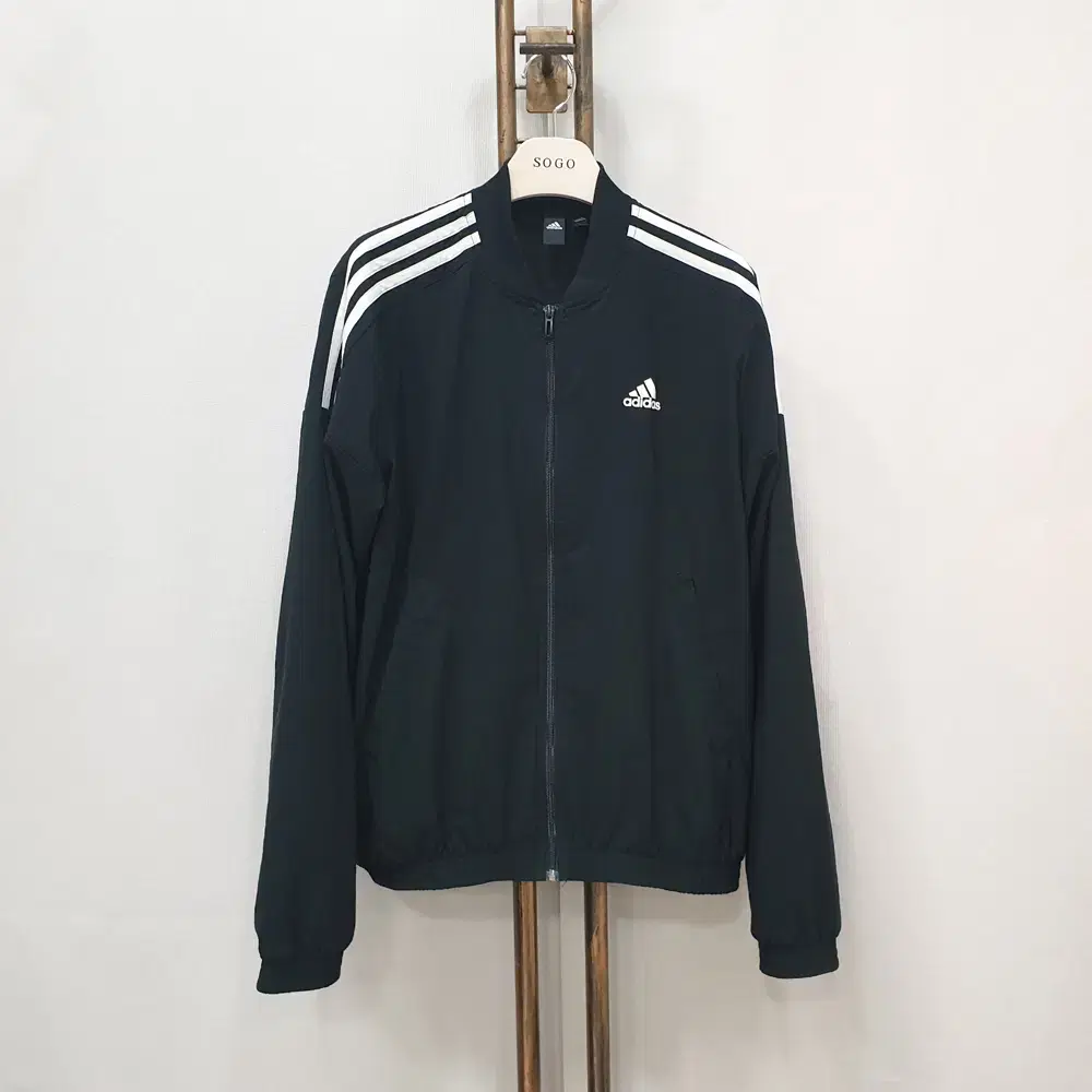 (JJ25108)Adidas Woven Jacket 100