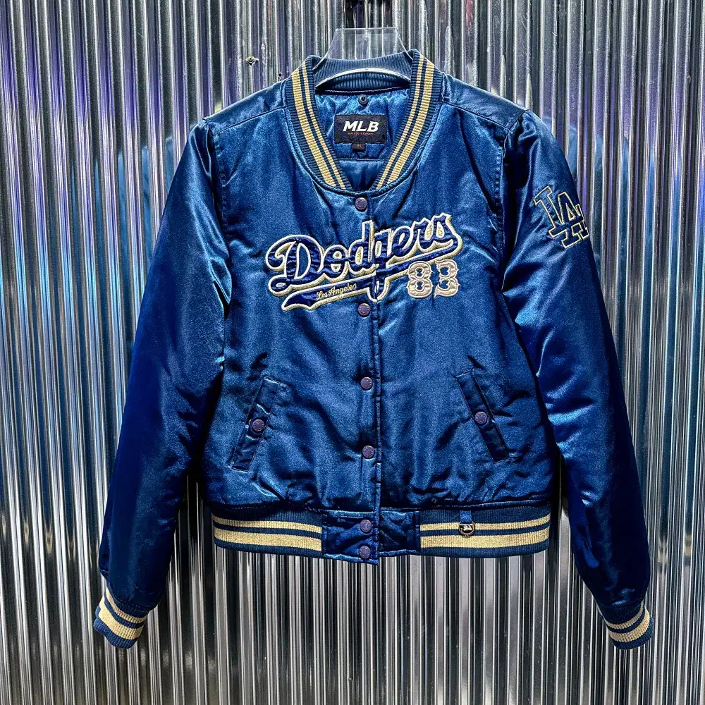 MLB LA Dodgers Bloomin' Jacket (Domestic M) CE849