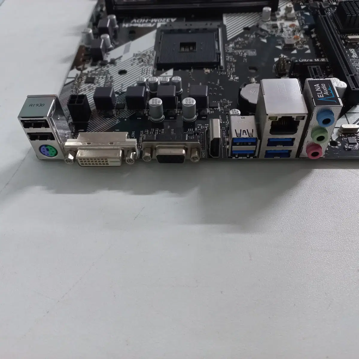 ASRock A320M-HDV R4.0(AM4,라이젠용)M.2