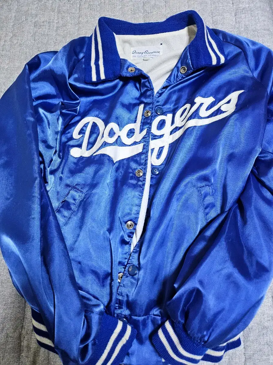 Los Angeles Dodgers Jumper size M