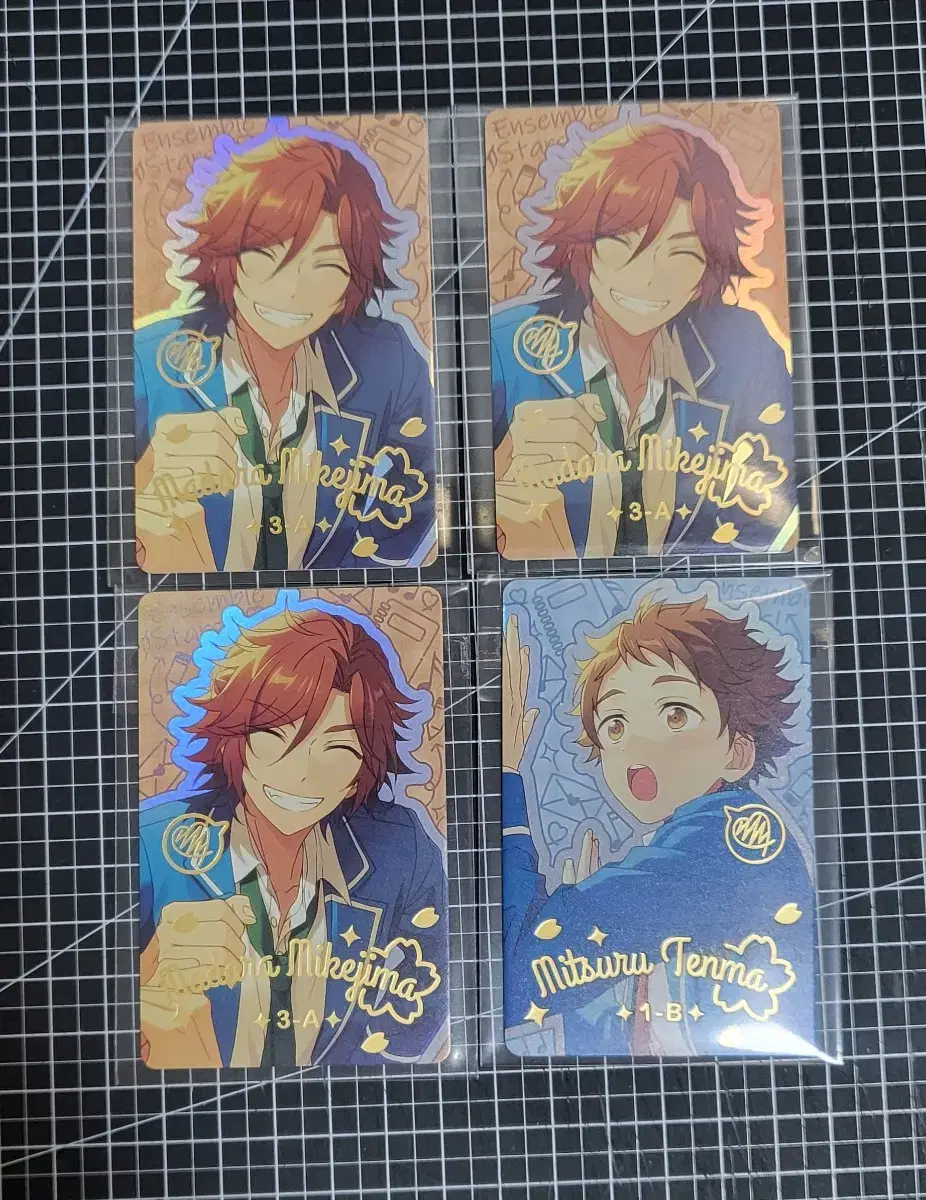 Unsealed, bulk of 4) Angsta Zhongstar Madara Mitsuru School Uniform photocard Wts.