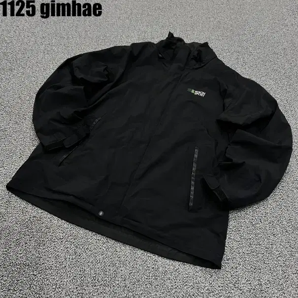 105 KOLONGSPORT Gore-Tex Windbreaker