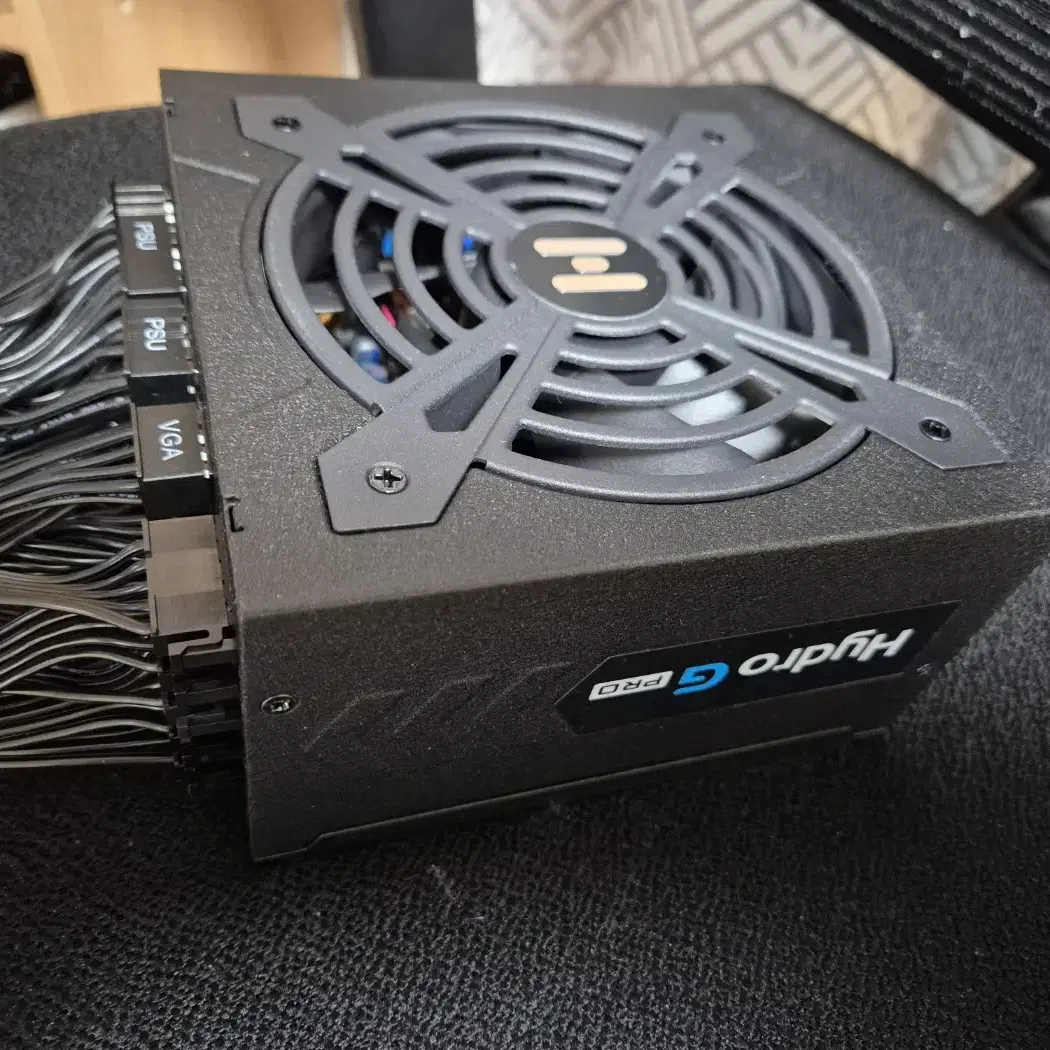 FSP HYDRO G PRO 1000W ATX 3.0 지원 판매합니다.