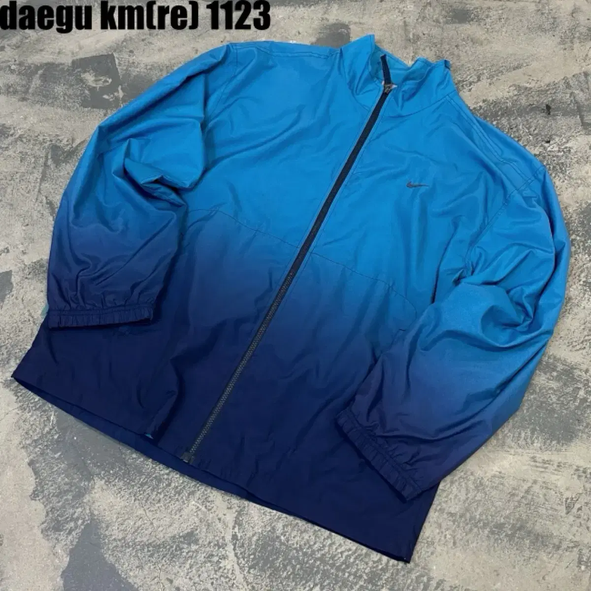 100% Nike Gradient Windbreaker Jacket