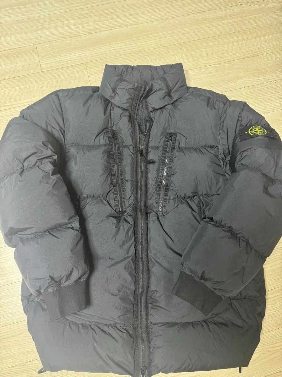 21FW Stone Island Crinkle Labs Non-Hooded Padding