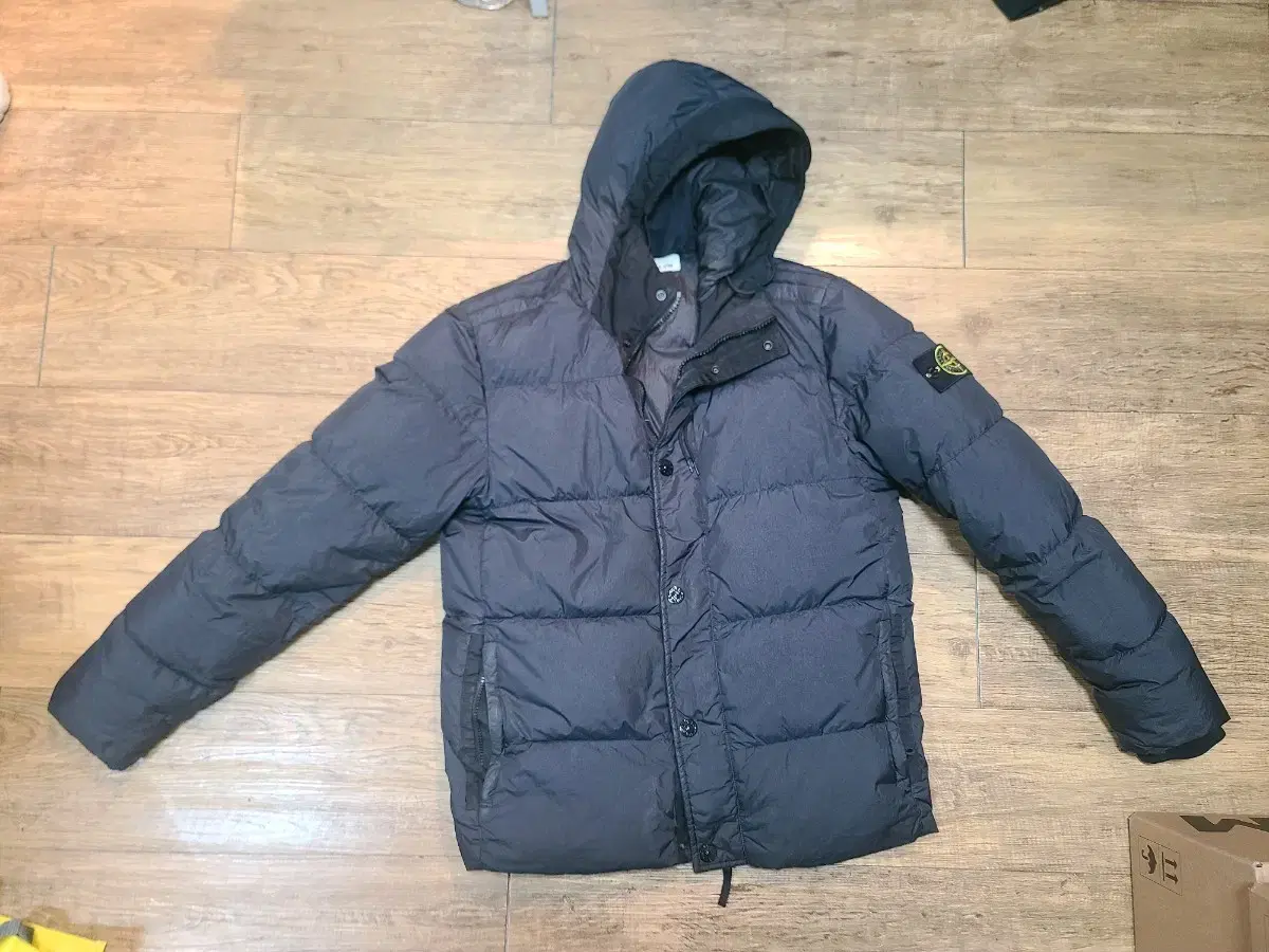 Stone Island Crinkle Wraps Black Size L Pamnida