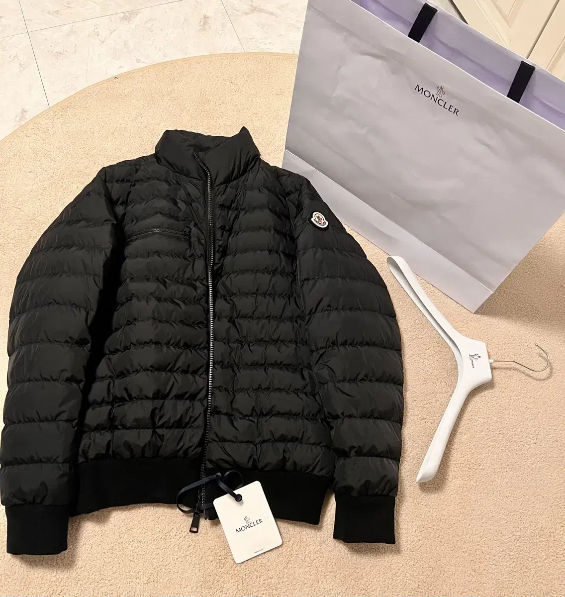 Authenticated Moncler Goose Down Reversible Padding (2 layers of padding effect)