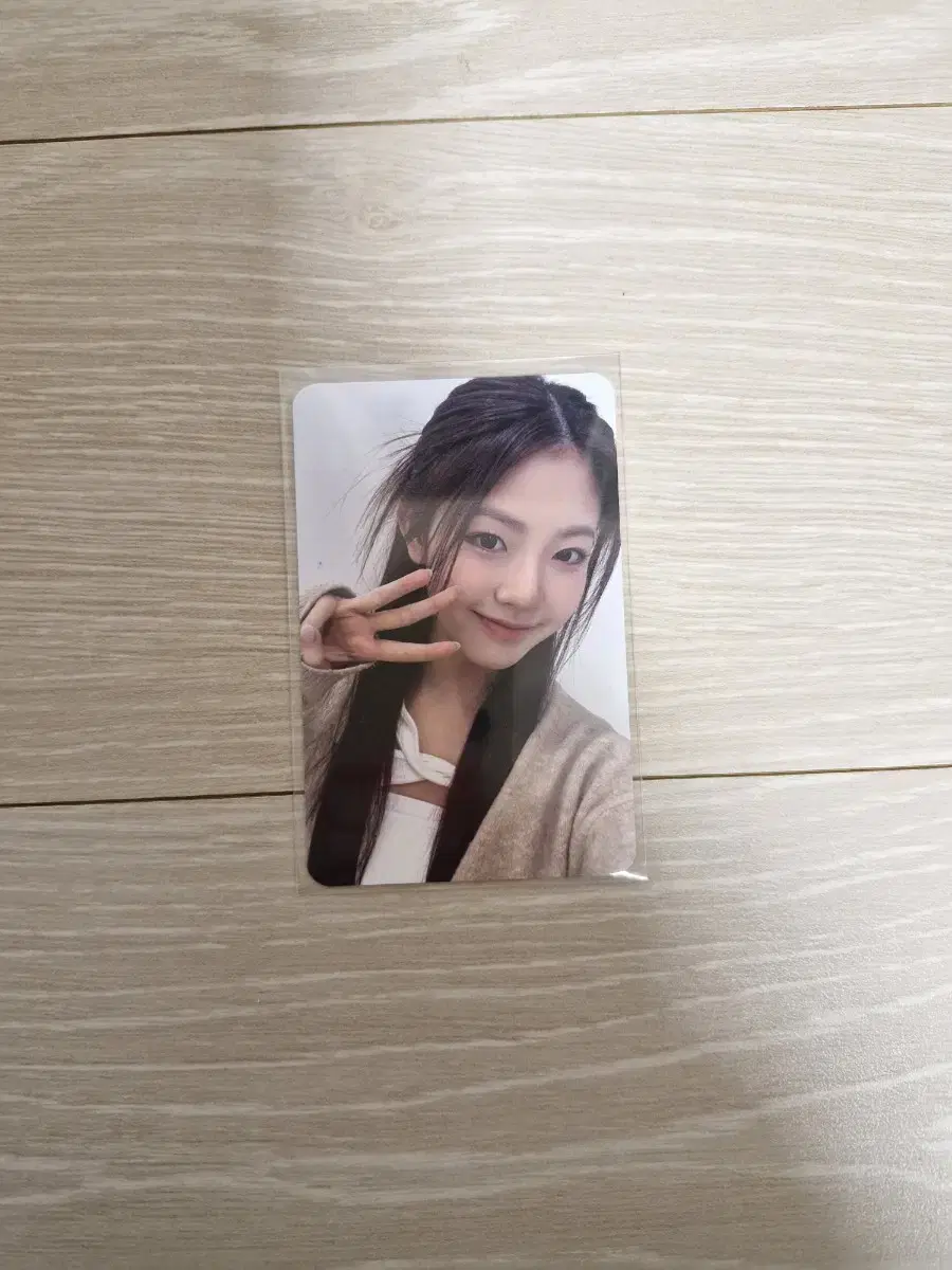 Eunice Oh Yoonah photocard Quick sale (below, shop introduction required)