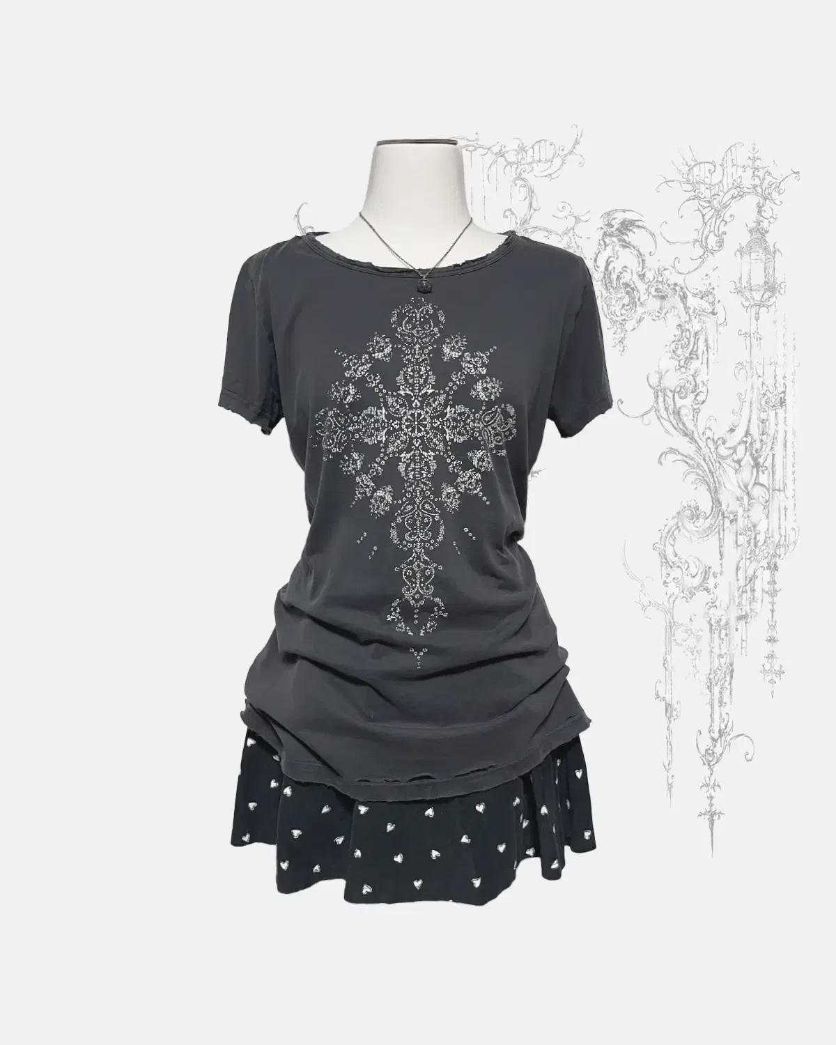 ORNAMENT GRUNGE T