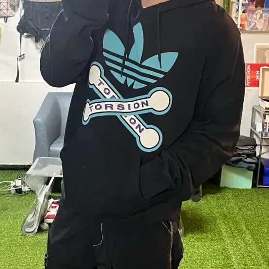 아디다스 파이어버드 빅로고 후드티셔츠 Adidas