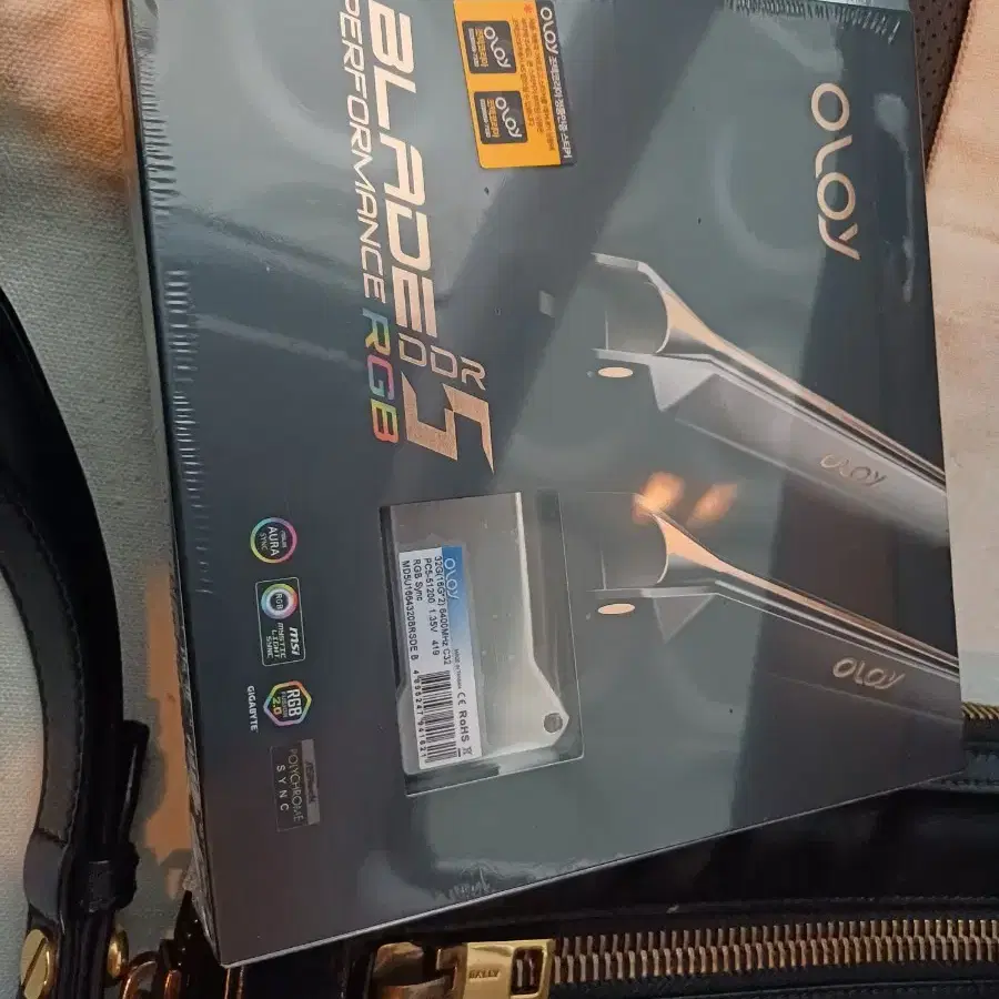 OLOy DDR5-6400 CL32 32기가 램 판매