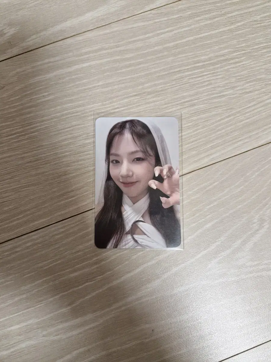 Eunice Oh Yoonah photocard Quick sale (below, shop introduction required)