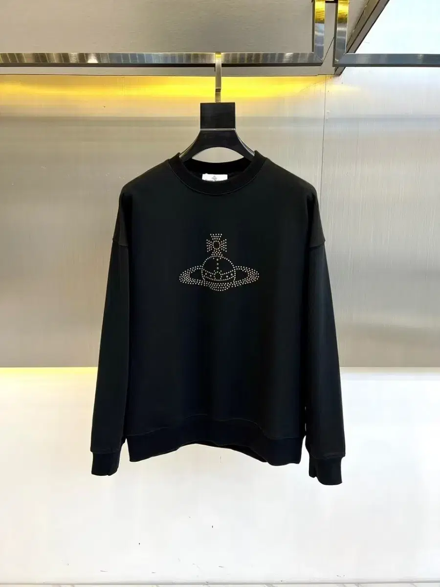 vivienne Westwood Black long-sleeved top with long sleeves