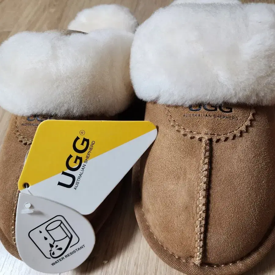 호주 어그 UGG 슬리퍼 체스트넛 색상 EU39 약 245mm