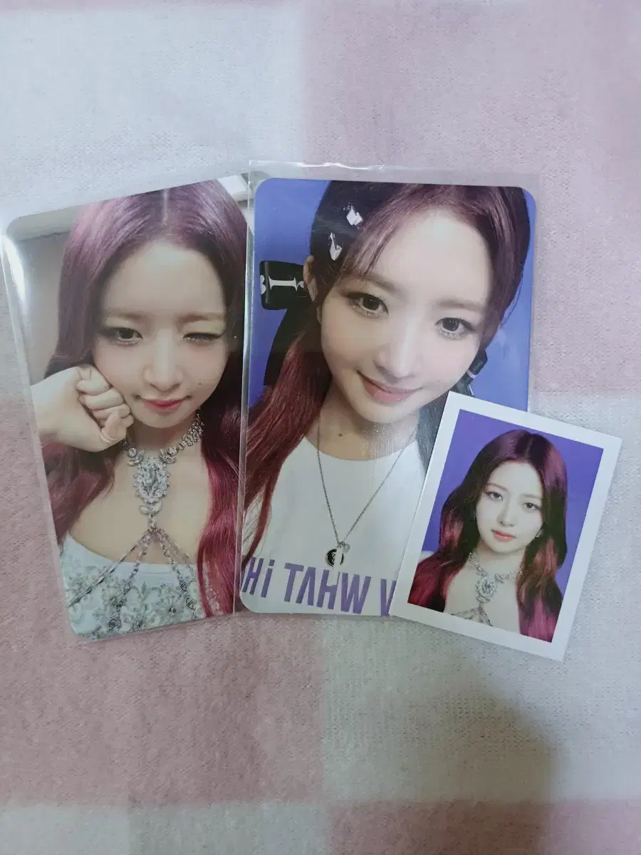 Ive lay showwhatIhave kits, dd photocard sells them.