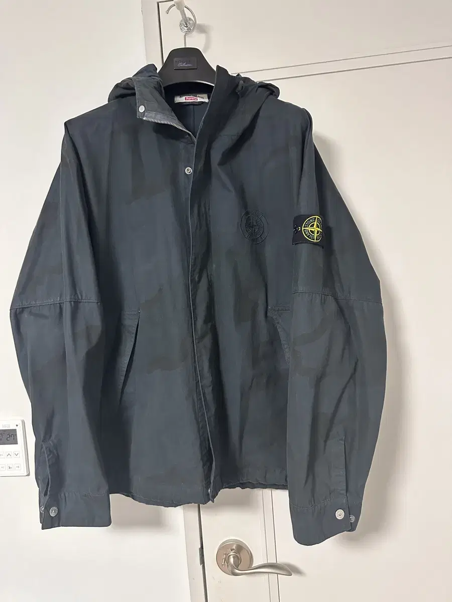 Genuine)19SS Supreme Stone Island Riot Mask Jacket Black L size sells