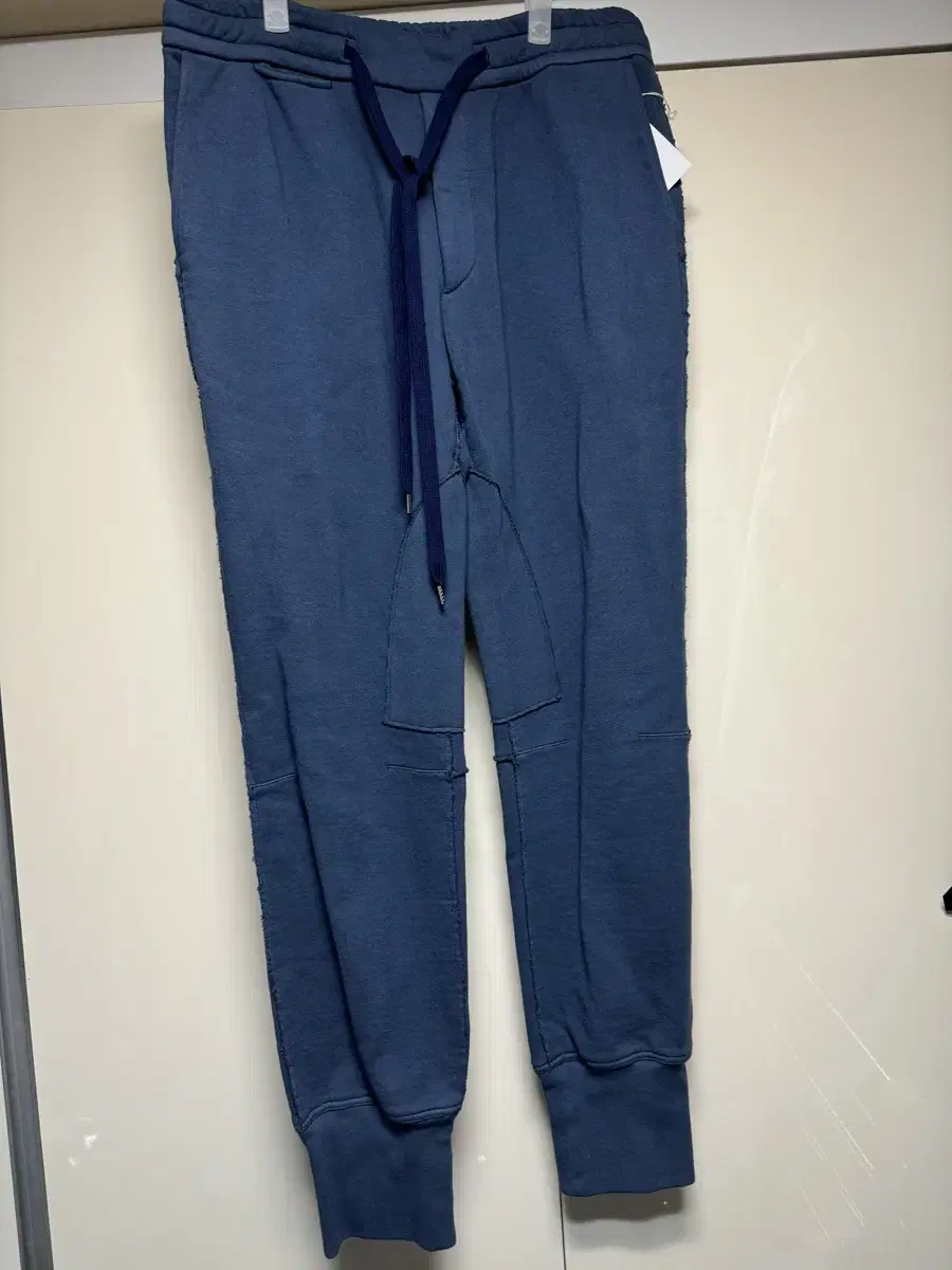 [48] Masu Panel Sweatpants