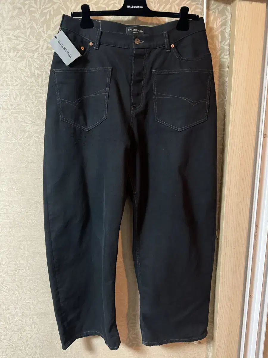 Balenciaga Patched pockets large distressed denim black size S