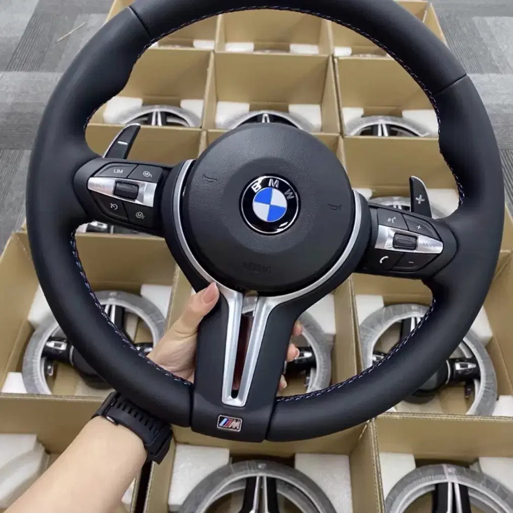 BMW M핸들 F바디 E바디 해외배송 가격입니다.