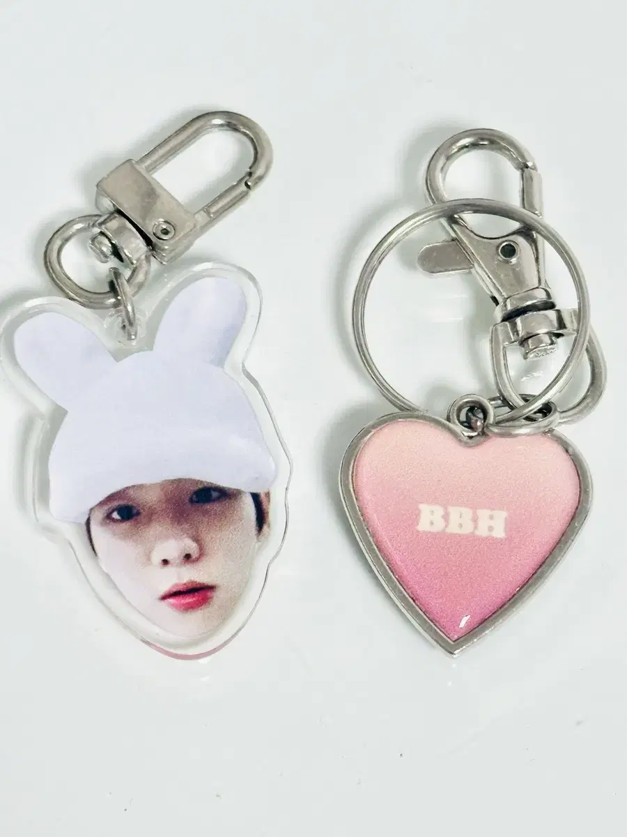 Exo baekhyun Bunny Heart keyring in bulk