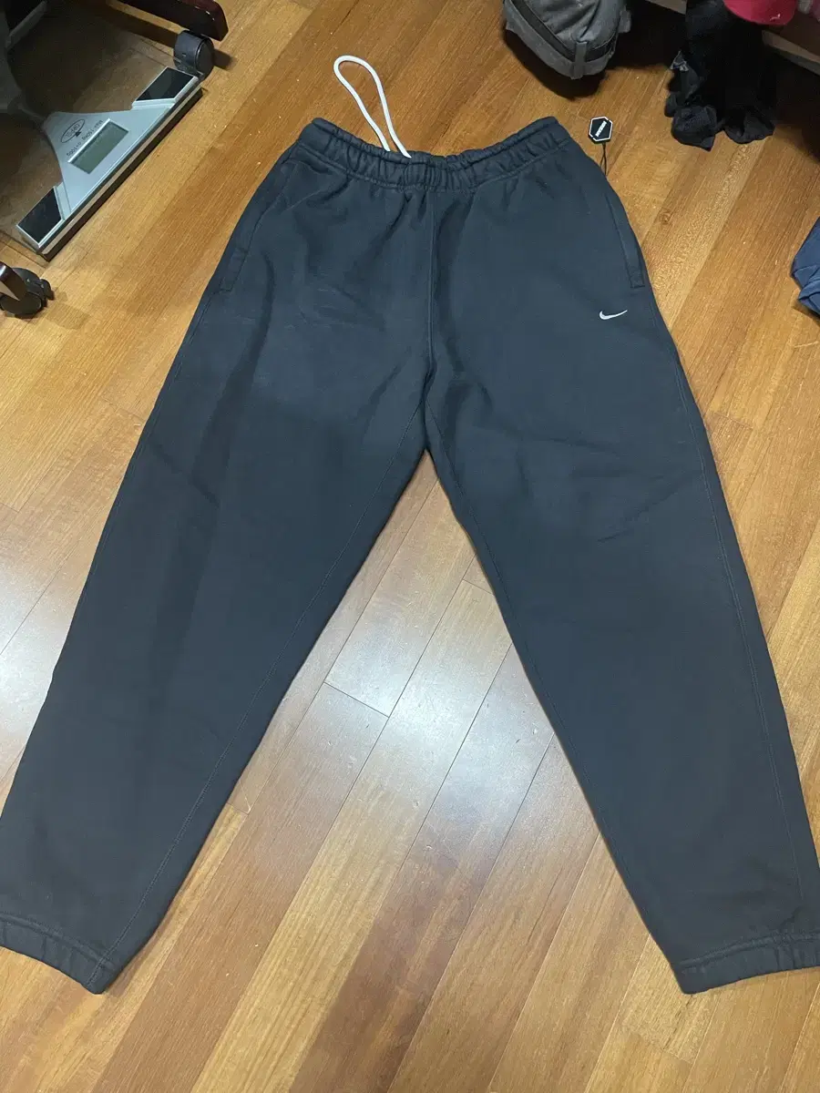 Nike NRG Solo Swoosh Pants