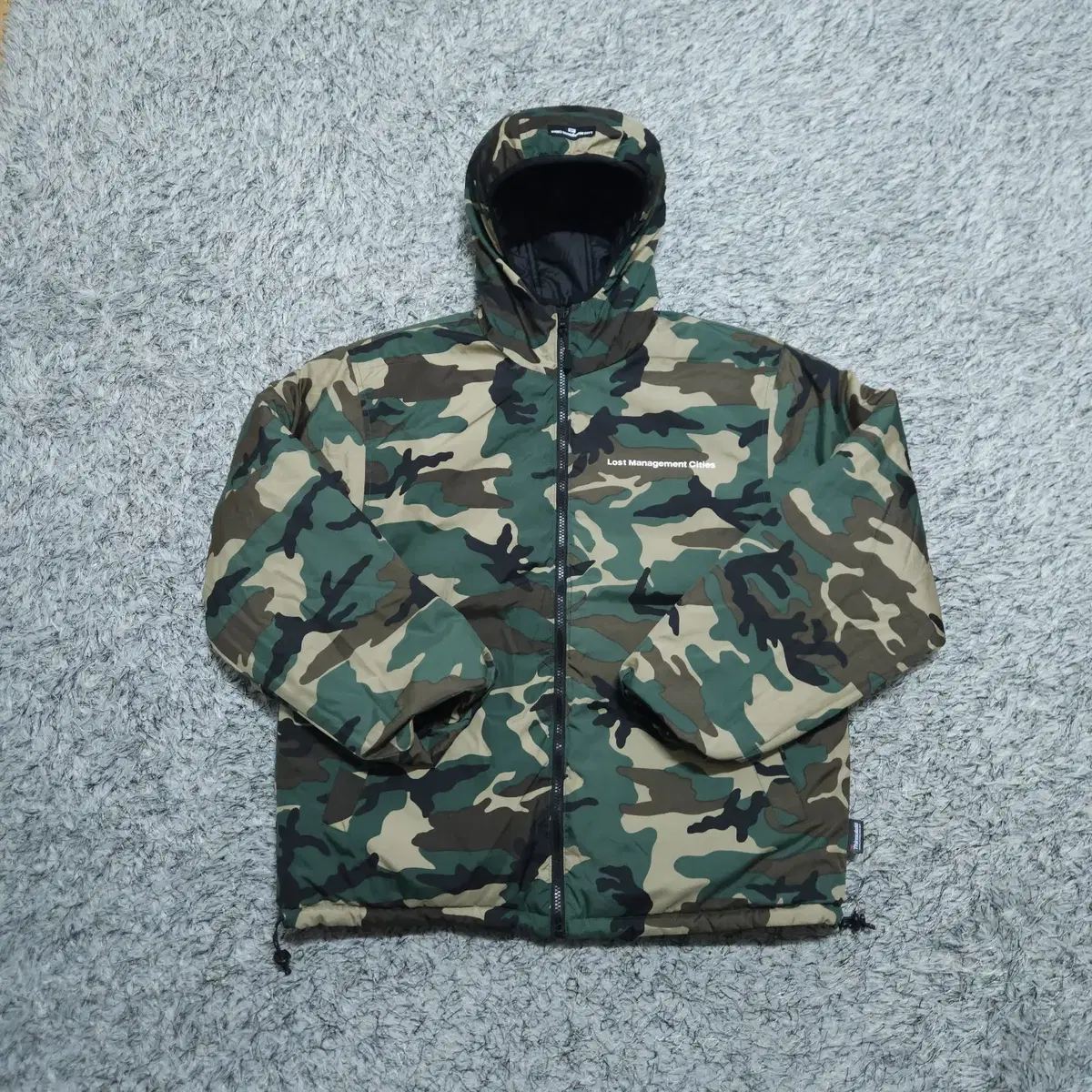 LMC) S(100~) Men's Overfit Reversible Camo Padding / 왕눈이샵