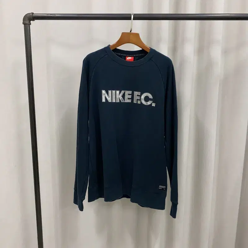 Nike Navy FC Football Top 100 A07090