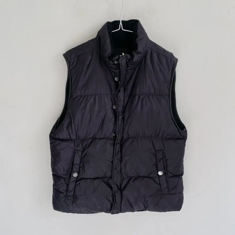 Men100) Club Monaco Padded Vest