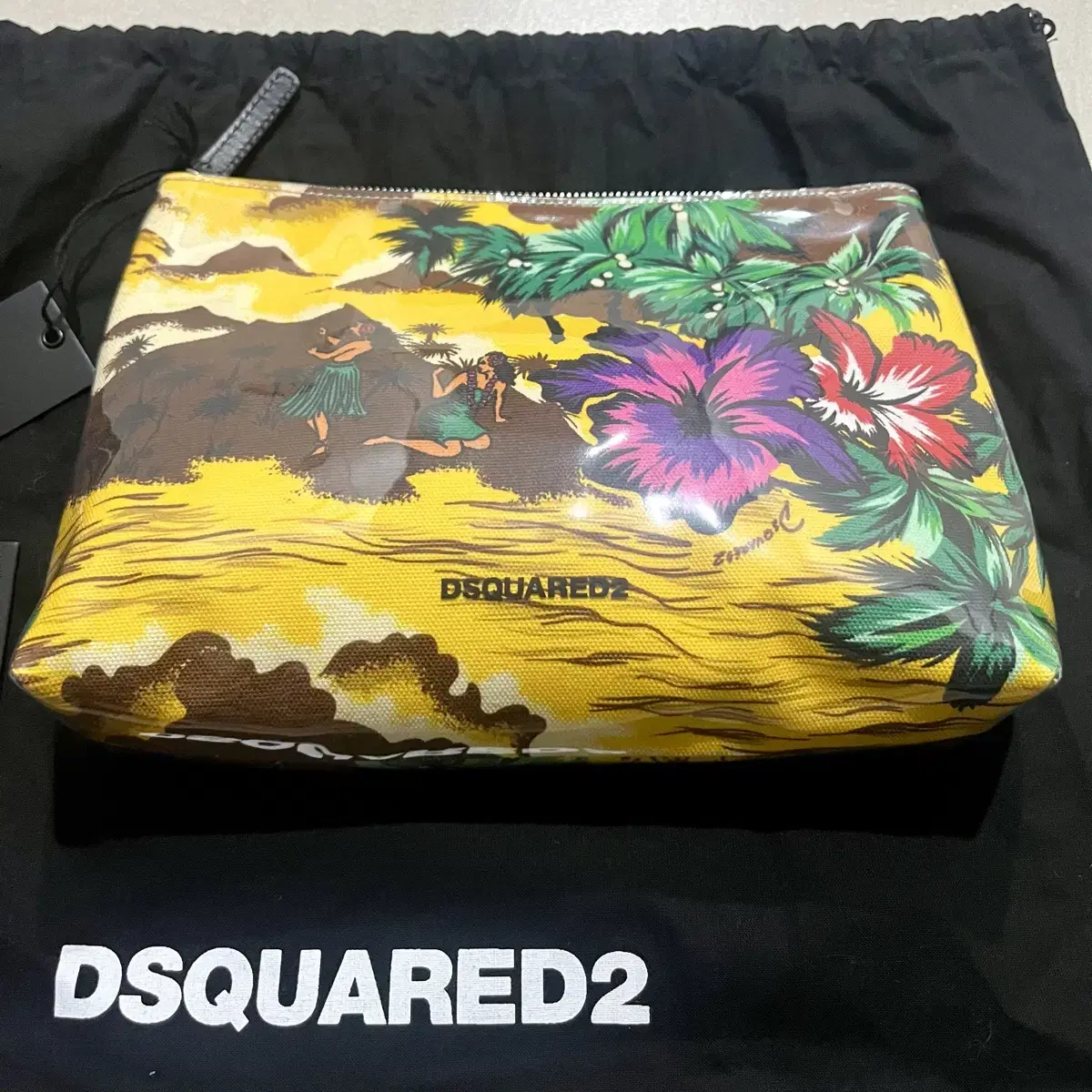 [DSQUARED] 디스퀘어드 유니크 클러치, 라지 파우치 판매합니다