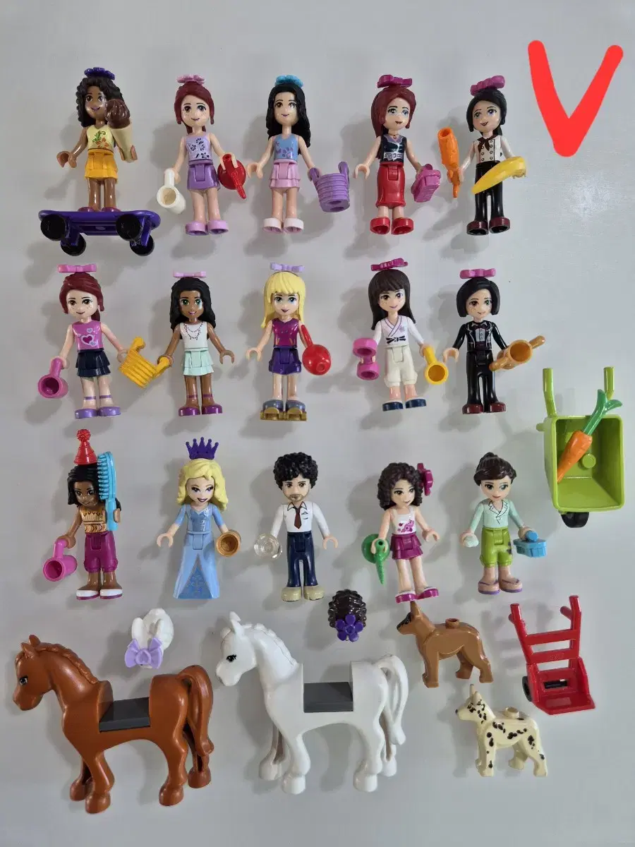 LEGO Friends minifigures bulk sold (price reduced)