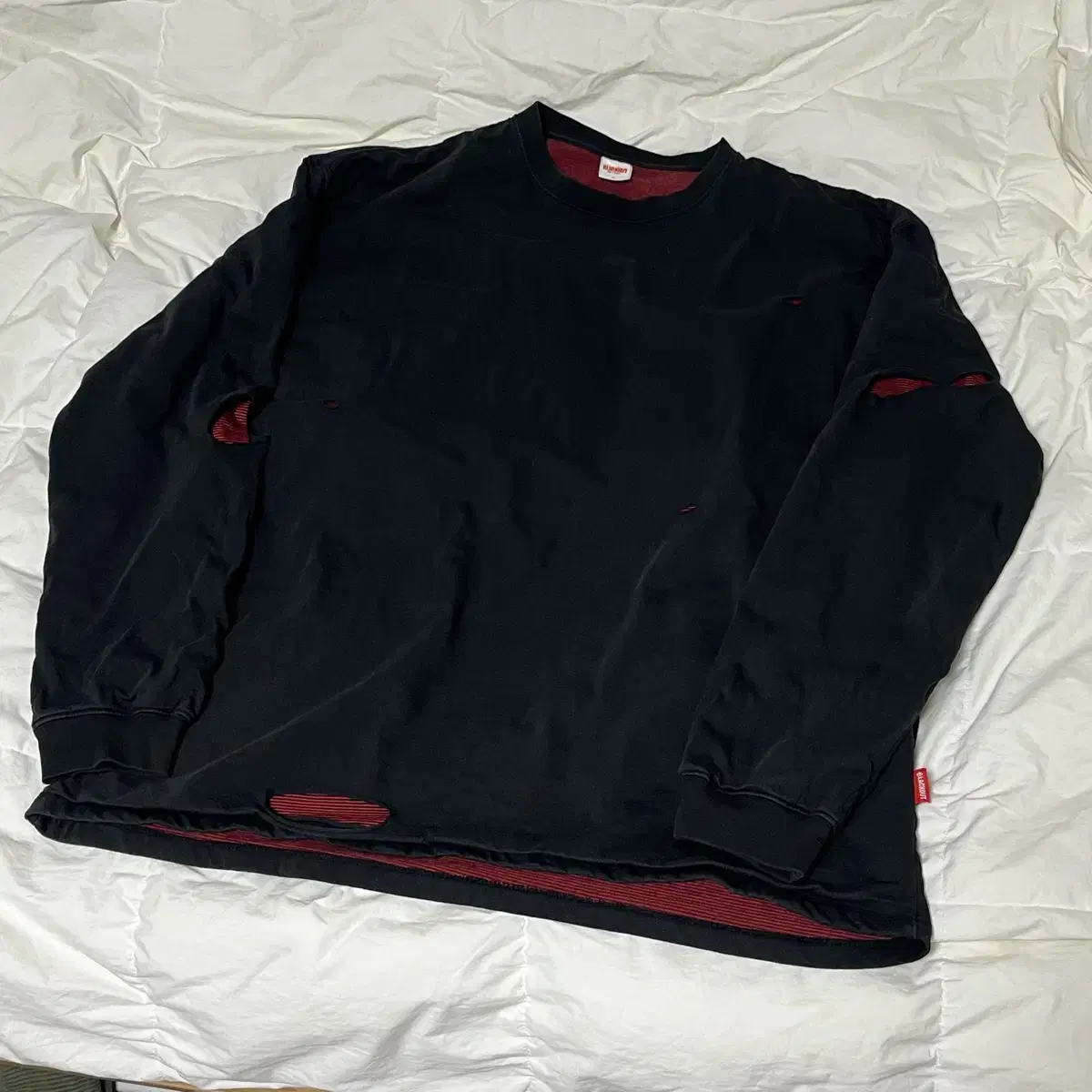 Blackout Damage Long Sleeve