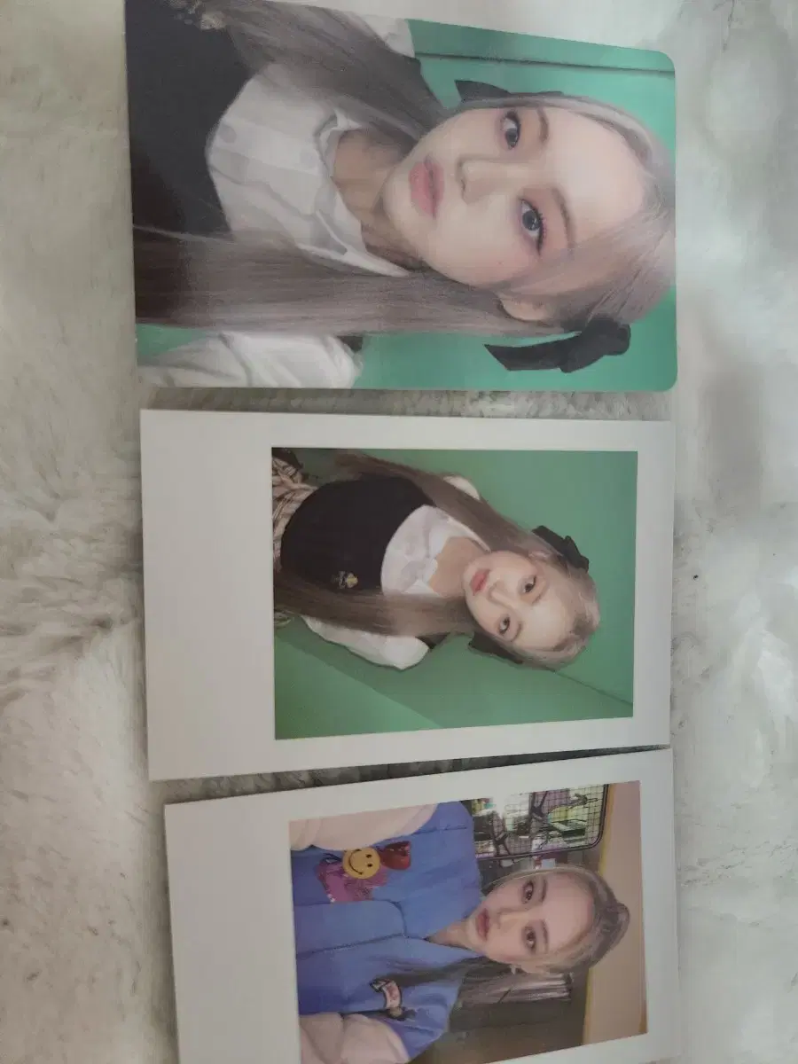 Billlie sheon..? Sell photo cards