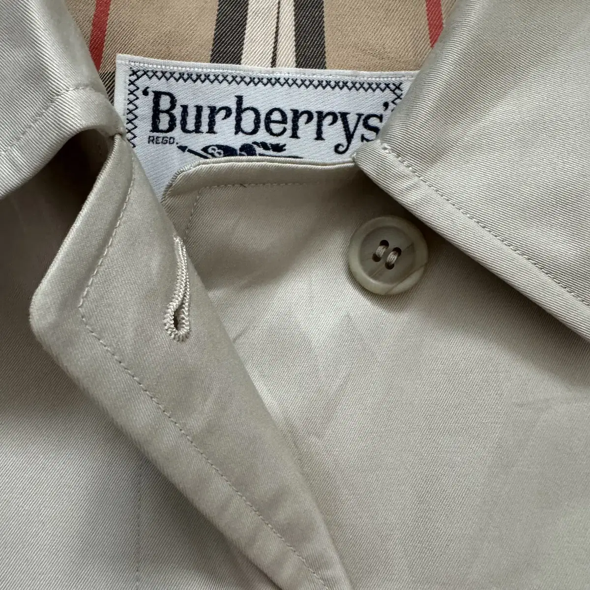 BURBERRY 일본 빈티지 트렌치 코트 버버리코트 버버리트렌치 코트