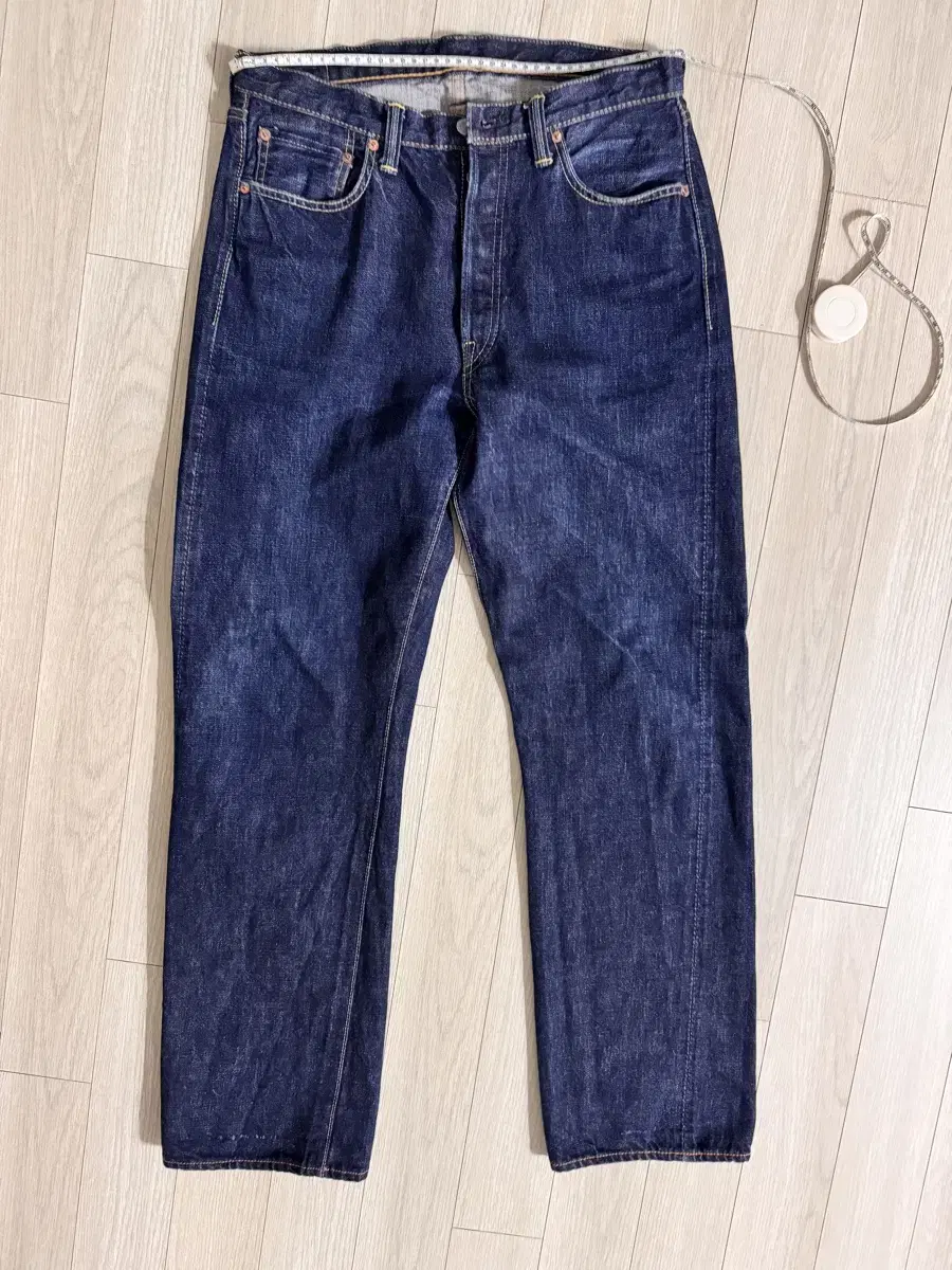 Full Count 1101W size 31 sells