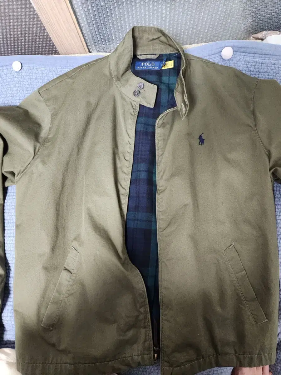 Polo Barracuda Twill Jacket Khaki Size L to sell