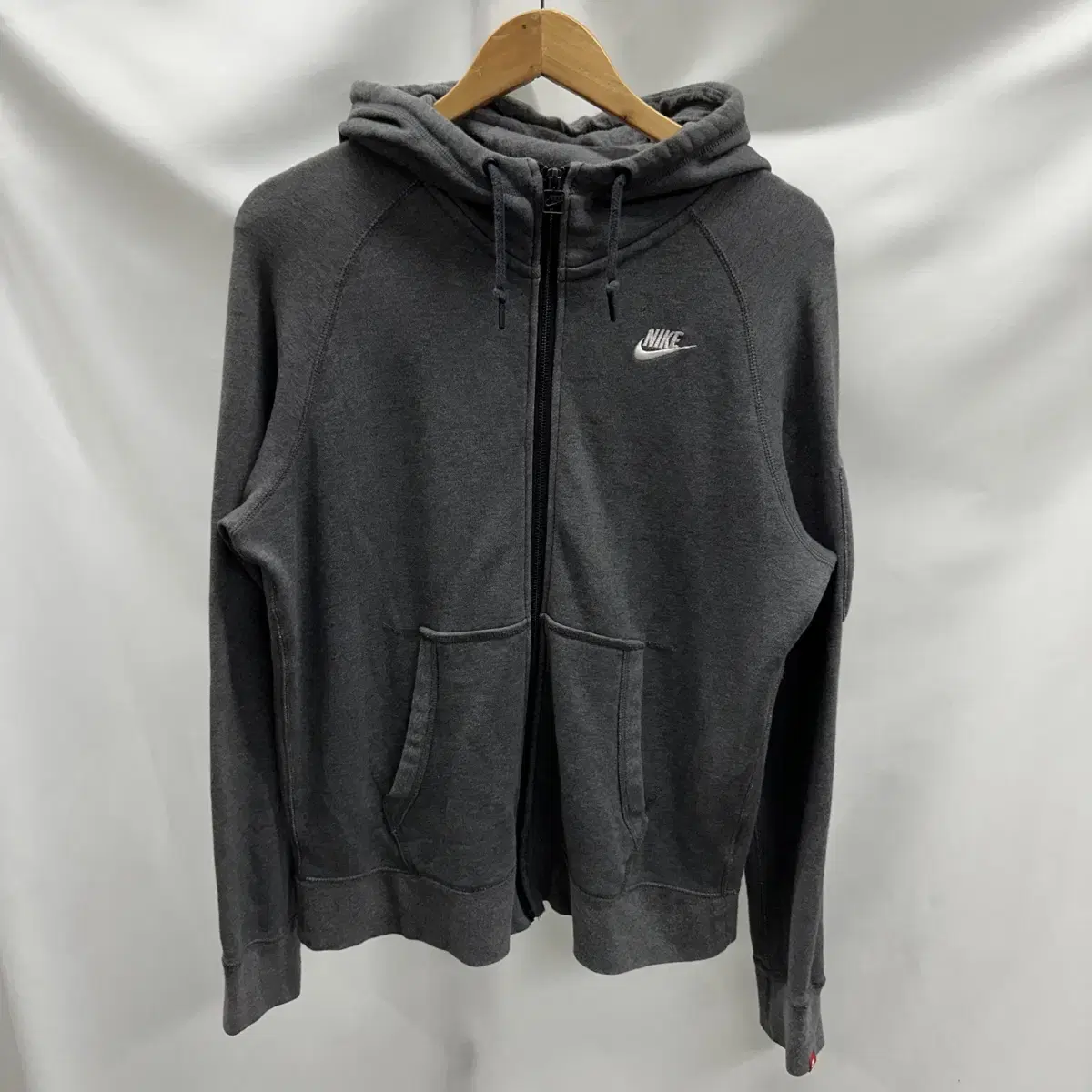 [Authentic/XL] Nike Swoosh Grey Hoodie Zip Up