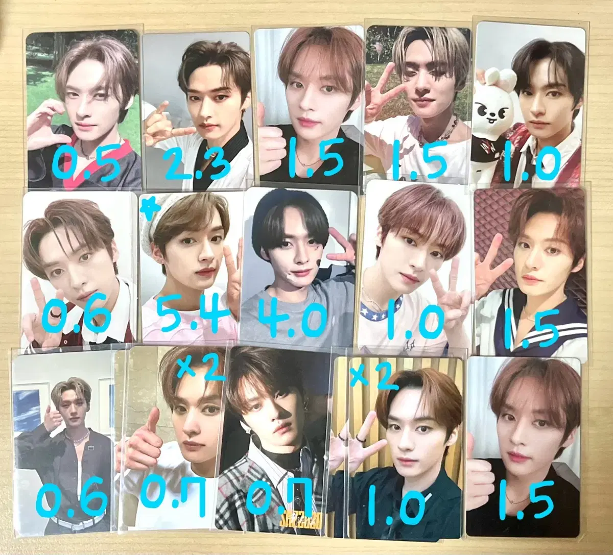 Skz lee know photocard Quick sale unreleased photocard Transferring photocards