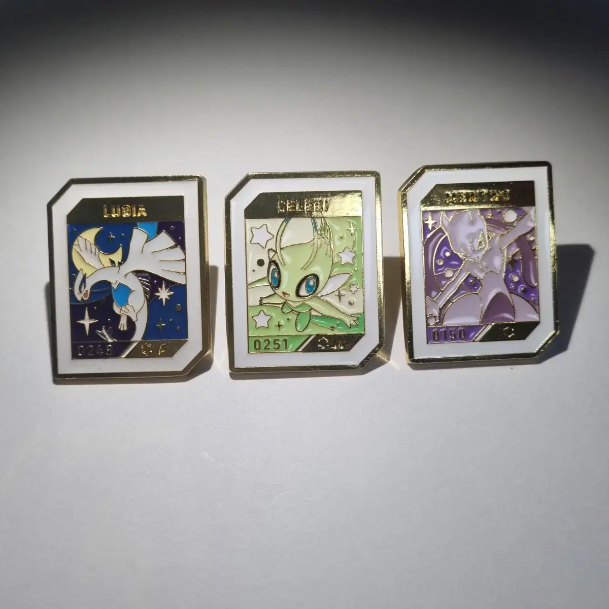 Isaktoast Pokémon Collaboration Badge Secret bulk Lugia, Serevi, Mewtwo