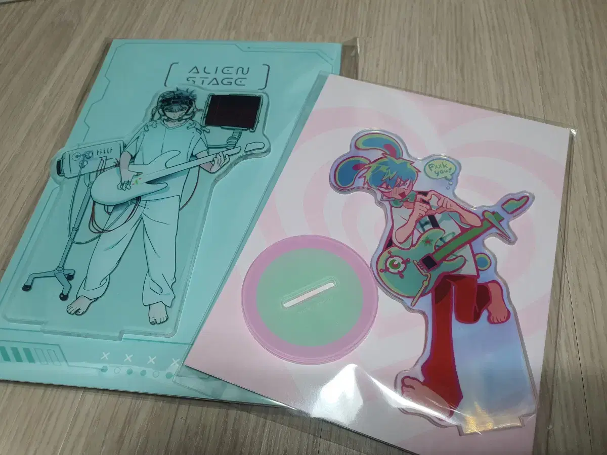 Aesthetic acrylic stand Sells plain clothes, school uniform photo kards bulk 