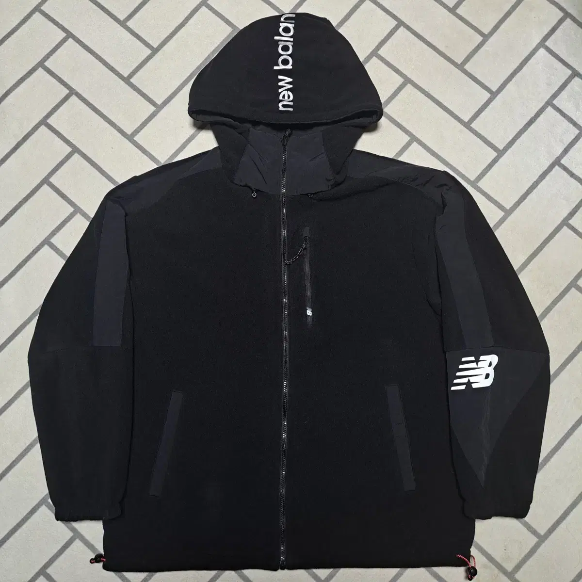 New Balance Reversible (Hoodless & Windproof) Hooded Jacket