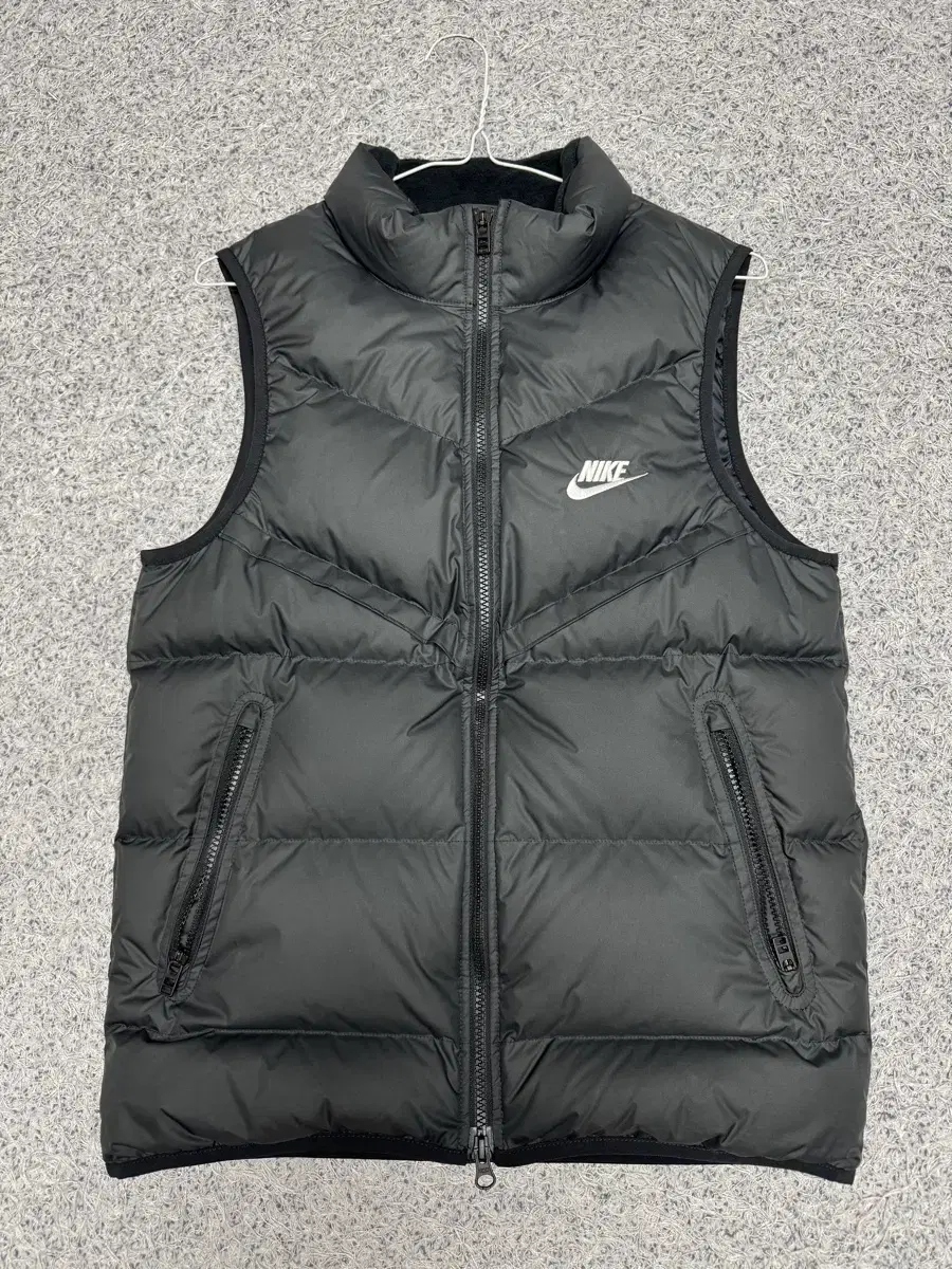 [NEW] Nike Windrunner Padded Vest