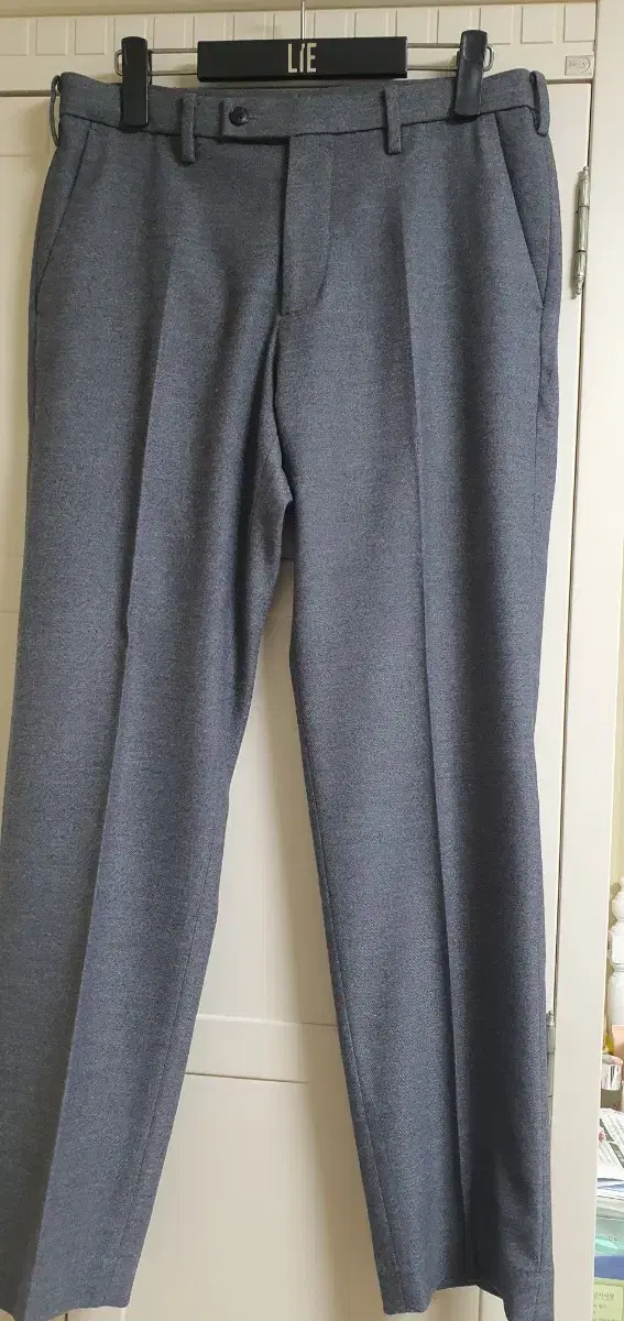 Uniqlo size 30