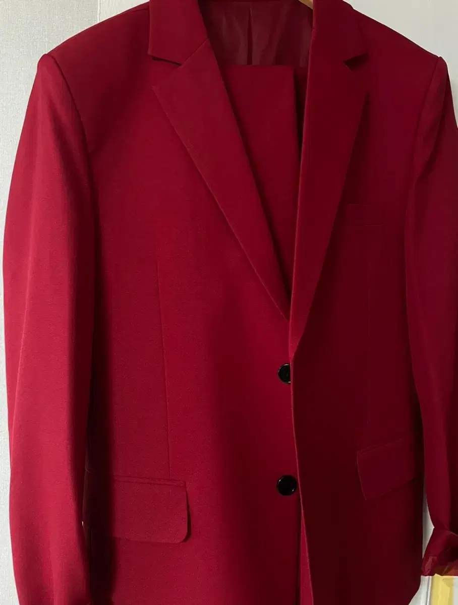 Red Suit 100/32