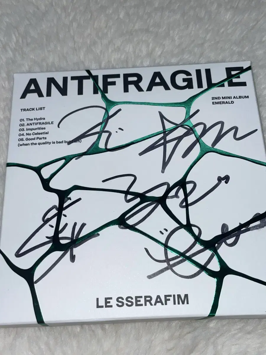 Le sserafim antifragilisticexpialidocious signed album wts cheap!!!