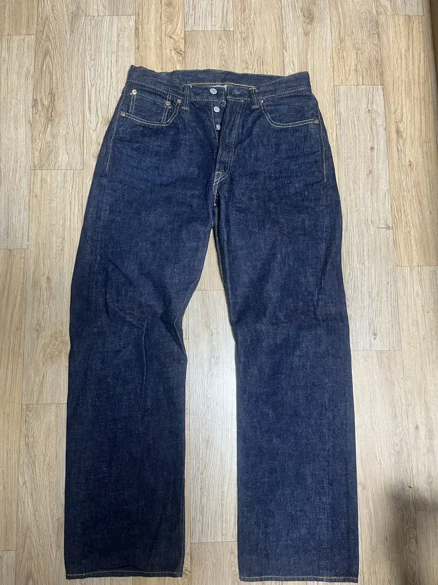 Full Count 0105W size 31/32 for sale