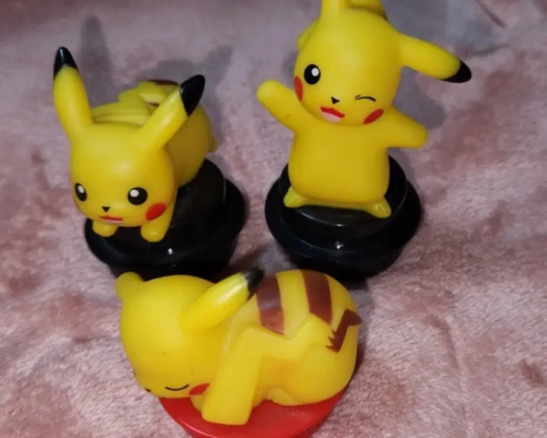 Loteria Pikachu Figures for Sale