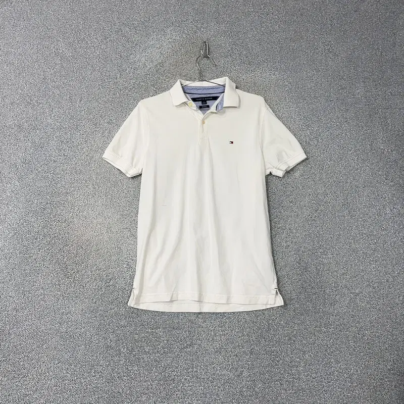 Tommy Hilfiger White Logo Short Sleeve Karati M